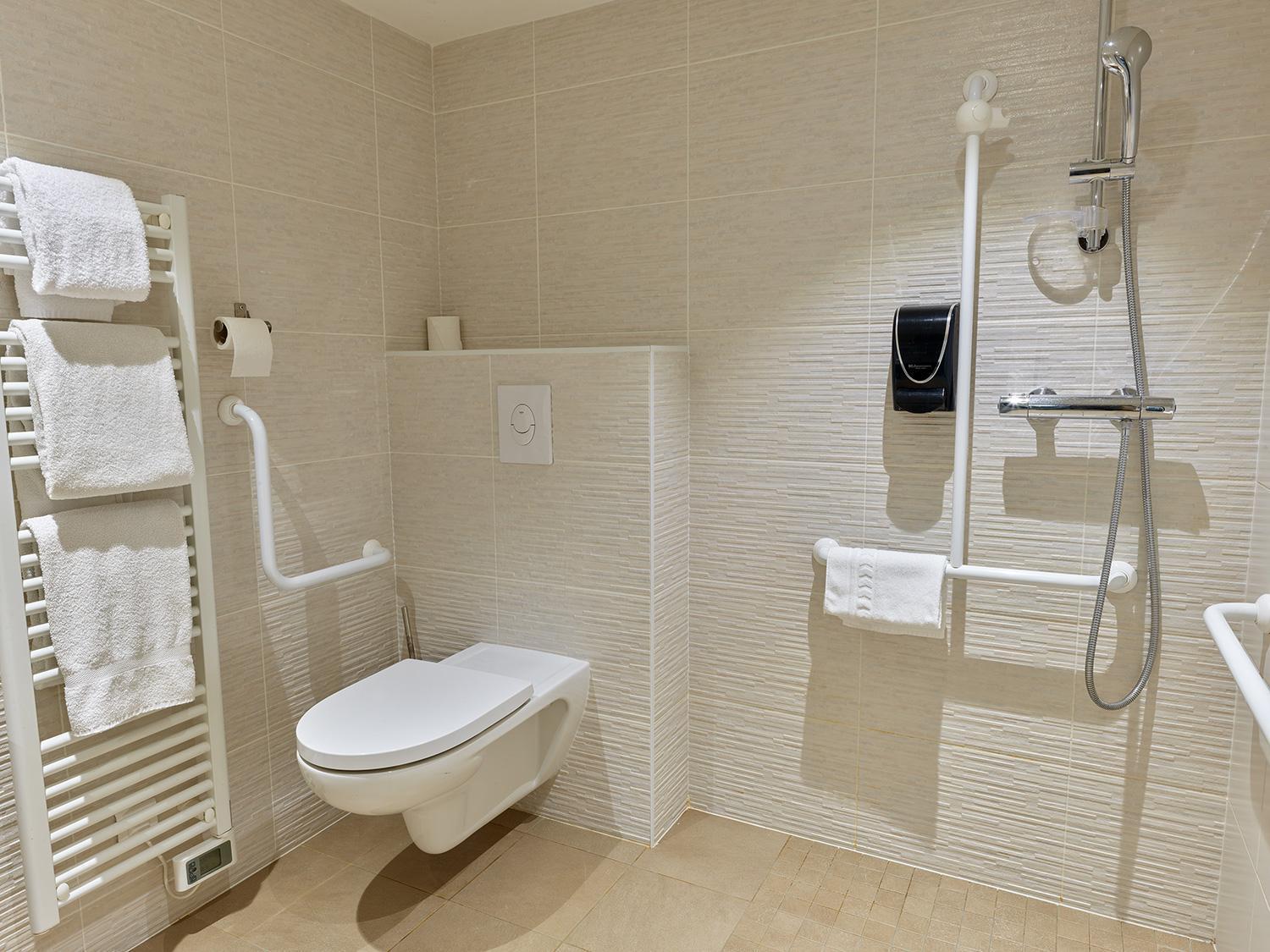 Hotel Revotel Nancy Centre Gare Et Congres Ngoại thất bức ảnh