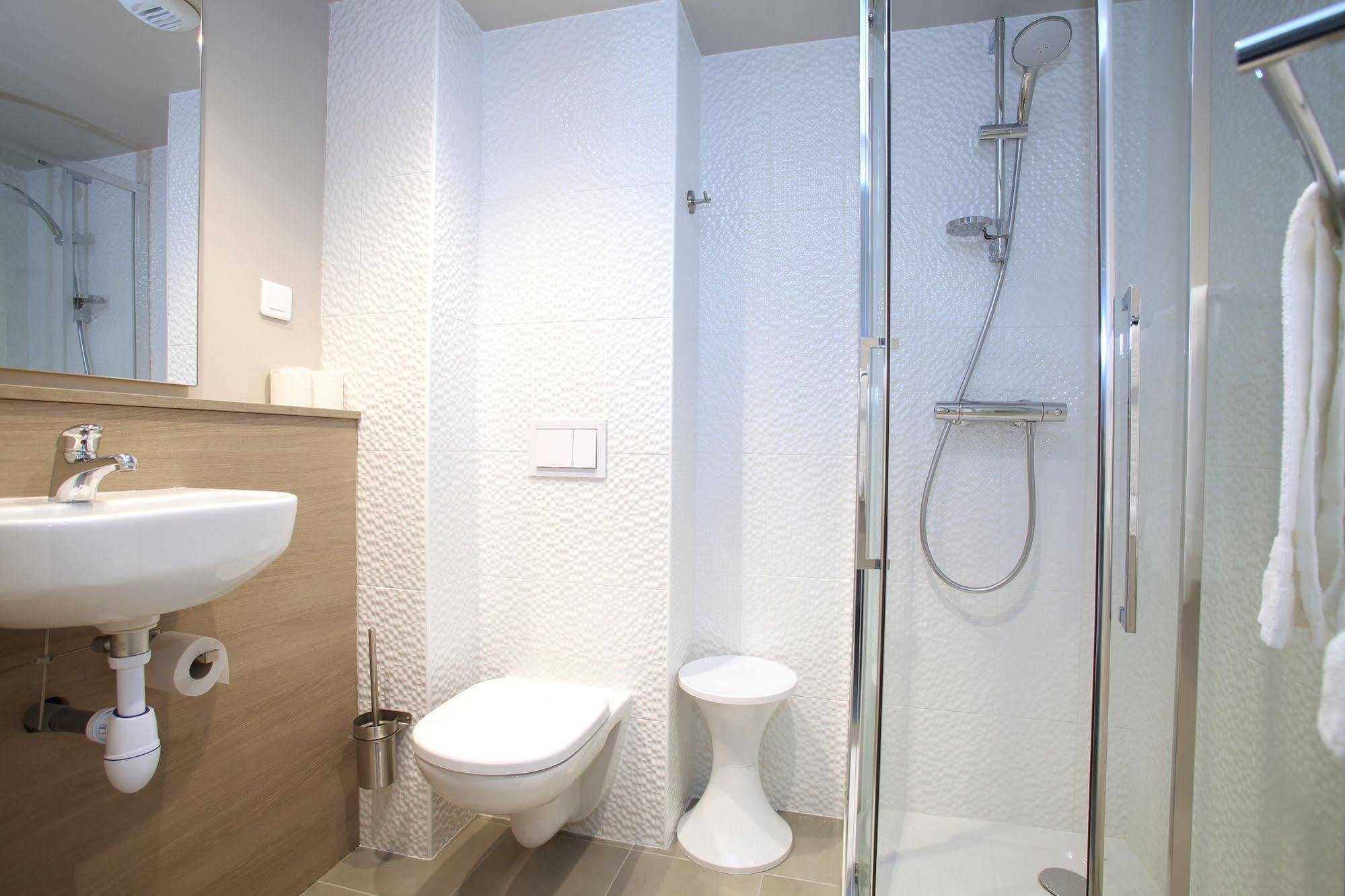 Hotel Revotel Nancy Centre Gare Et Congres Ngoại thất bức ảnh